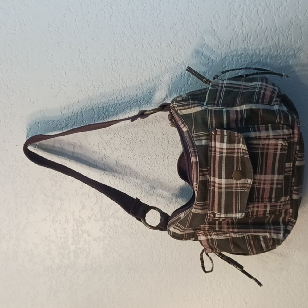 Roxy style purse handbag with 8 pockets